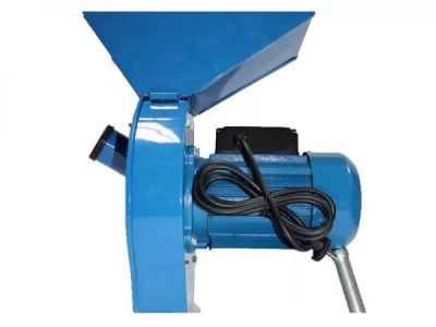 Руска Монофазна фуражомелка / Ярмомелка с чукове 3кв – 3000об. 3 бр. сита