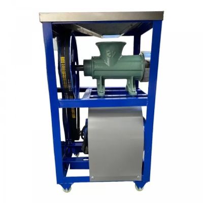 Професионална чугунена месомелачка румънска №32 с електромотор с двоен ремък и плот от неръждавейка