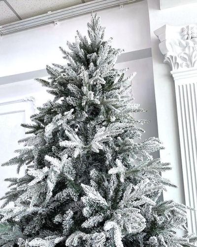 Изкуствена Коледна Елха с 2D и 3D клони, Поръсена със сняг - 120 см