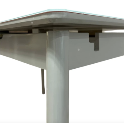 Трапезна разтегателна маса Лорета със закалено стъкло