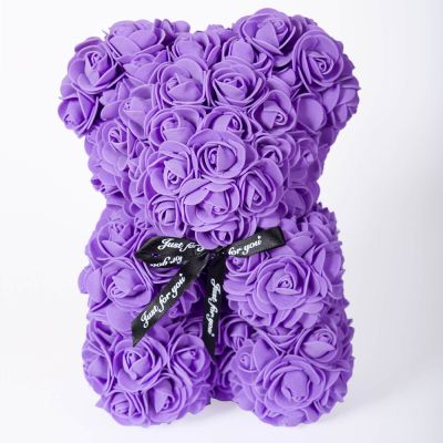 Лилаво мече от рози